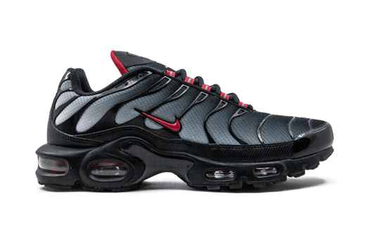 Nike Air Max Plus Black Gradient Red